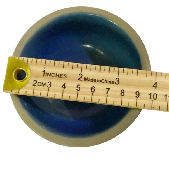 Vintage Stoneware Tan & Blue 4" Bowl Crock England Dog Cat Bowl Earthen - Picture 3 of 3